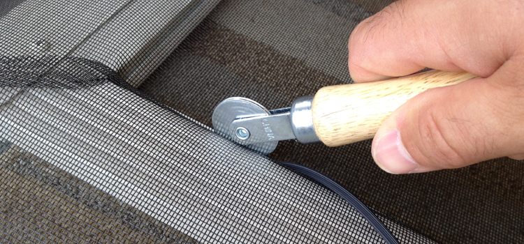 metal screen door repair in Bear Valley Springs